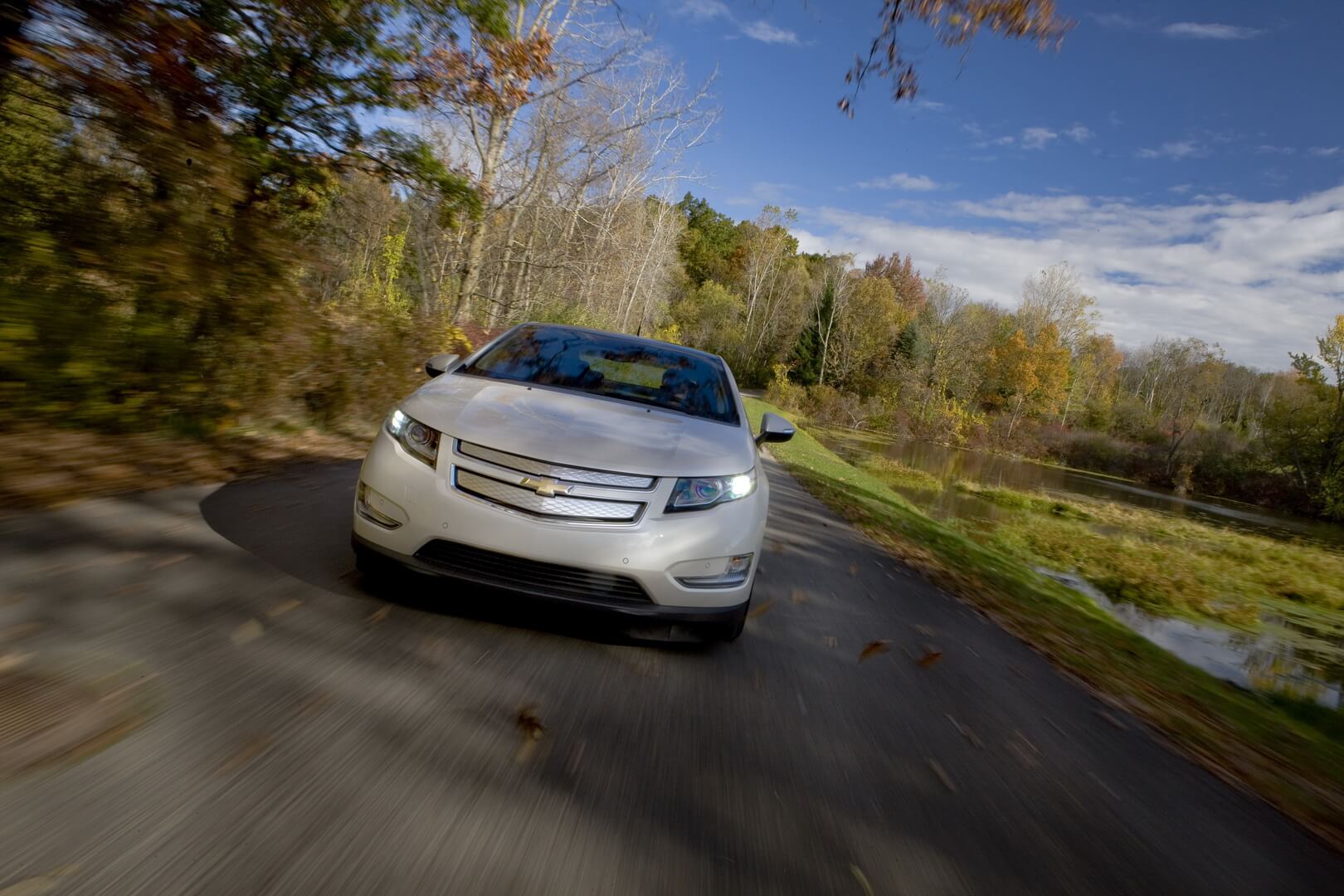 Фотография экоавто Chevrolet Volt 2011 - фото 53
