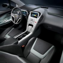 Фотография экоавто Chevrolet Volt 2011 - фото 59