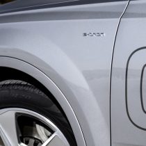 Фотография экоавто Audi Q7 e-tron Quattro - фото 24