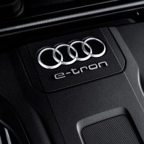 Фотография экоавто Audi Q7 e-tron Quattro - фото 41