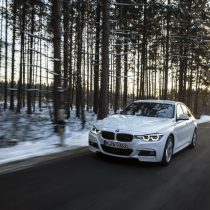 Фотография экоавто BMW 330e iPerformance - фото 22