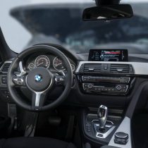 Фотография экоавто BMW 330e iPerformance - фото 53