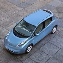 Фотография экоавто Nissan Leaf 2010 (24 кВт•ч) - фото 4