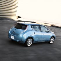 Фотография экоавто Nissan Leaf 2010 (24 кВт•ч) - фото 8