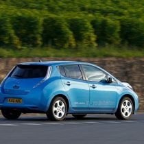 Фотография экоавто Nissan Leaf 2010 (24 кВт•ч) - фото 16