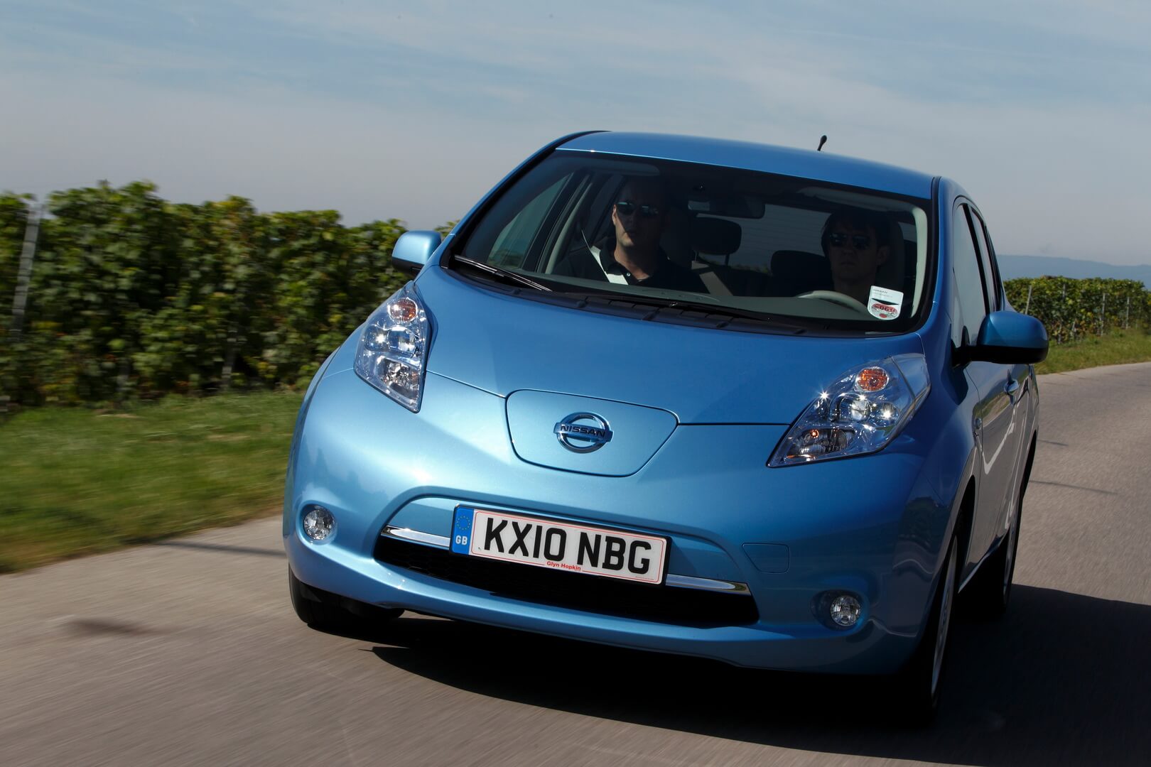 Фотография экоавто Nissan Leaf 2010 (24 кВт•ч) - фото 21
