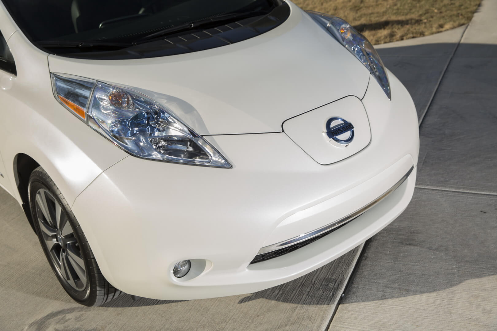 Фотография экоавто Nissan Leaf 2016 (24-30 кВт•ч) - фото 15
