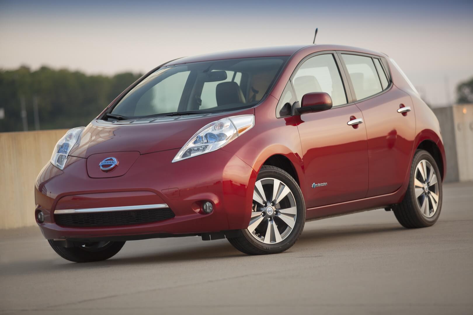 Фотография экоавто Nissan Leaf 2013 (24 кВт•ч)