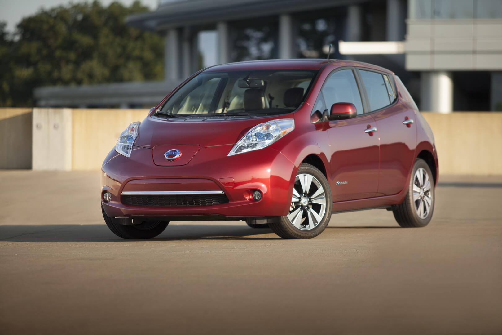 Фотография экоавто Nissan Leaf 2013 (24 кВт•ч) - фото 5