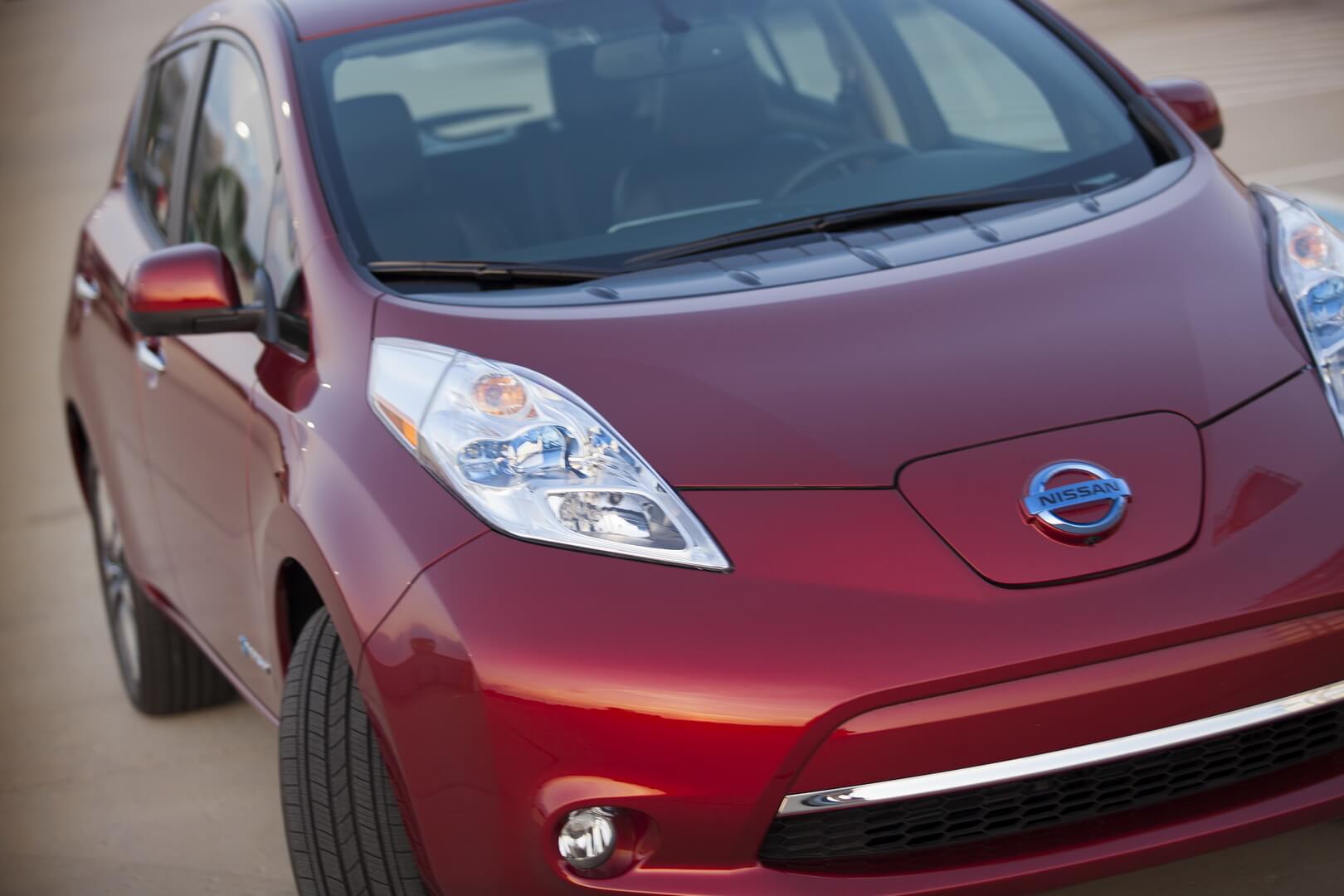 Фотография экоавто Nissan Leaf 2013 (24 кВт•ч) - фото 15
