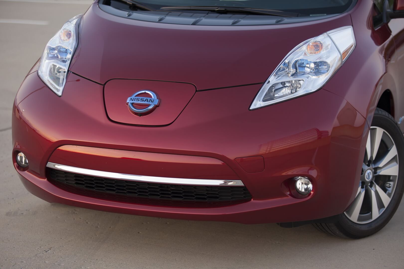 Фотография экоавто Nissan Leaf 2013 (24 кВт•ч) - фото 16