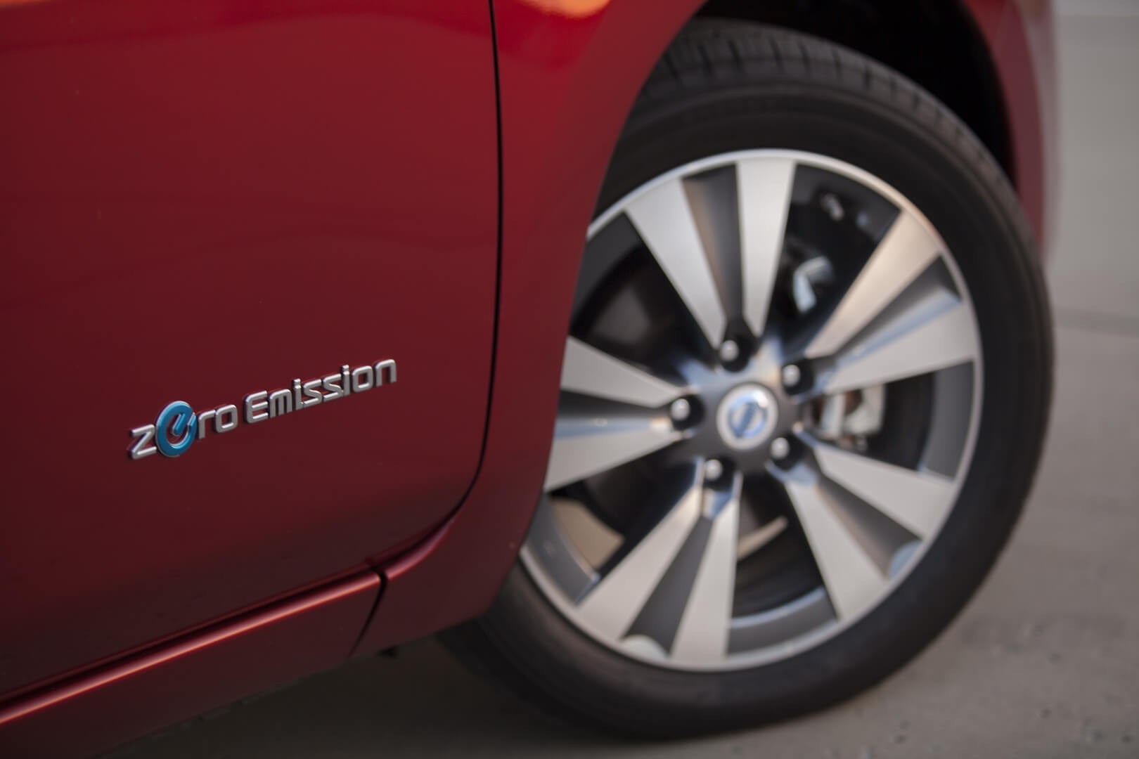 Фотография экоавто Nissan Leaf 2013 (24 кВт•ч) - фото 17