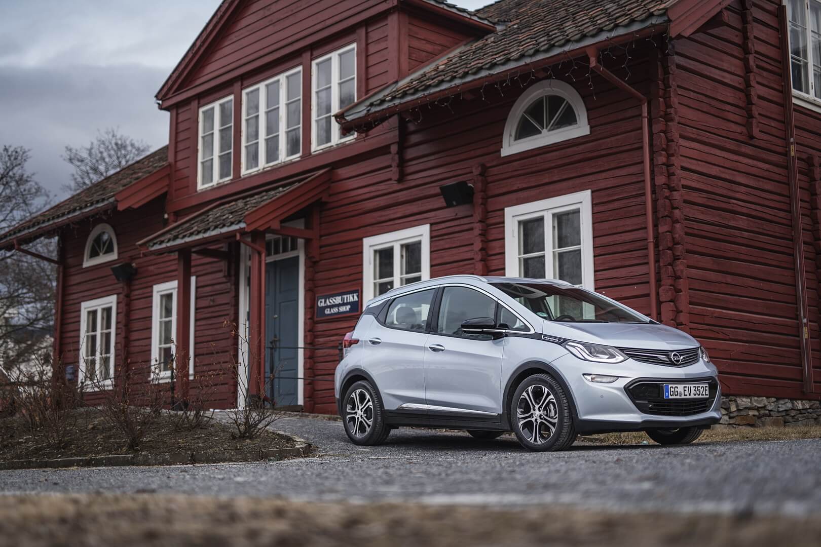 Фотография экоавто Opel Ampera-e - фото 34