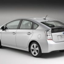 Фотография экоавто Toyota Prius Hybrid 2010 - фото 3