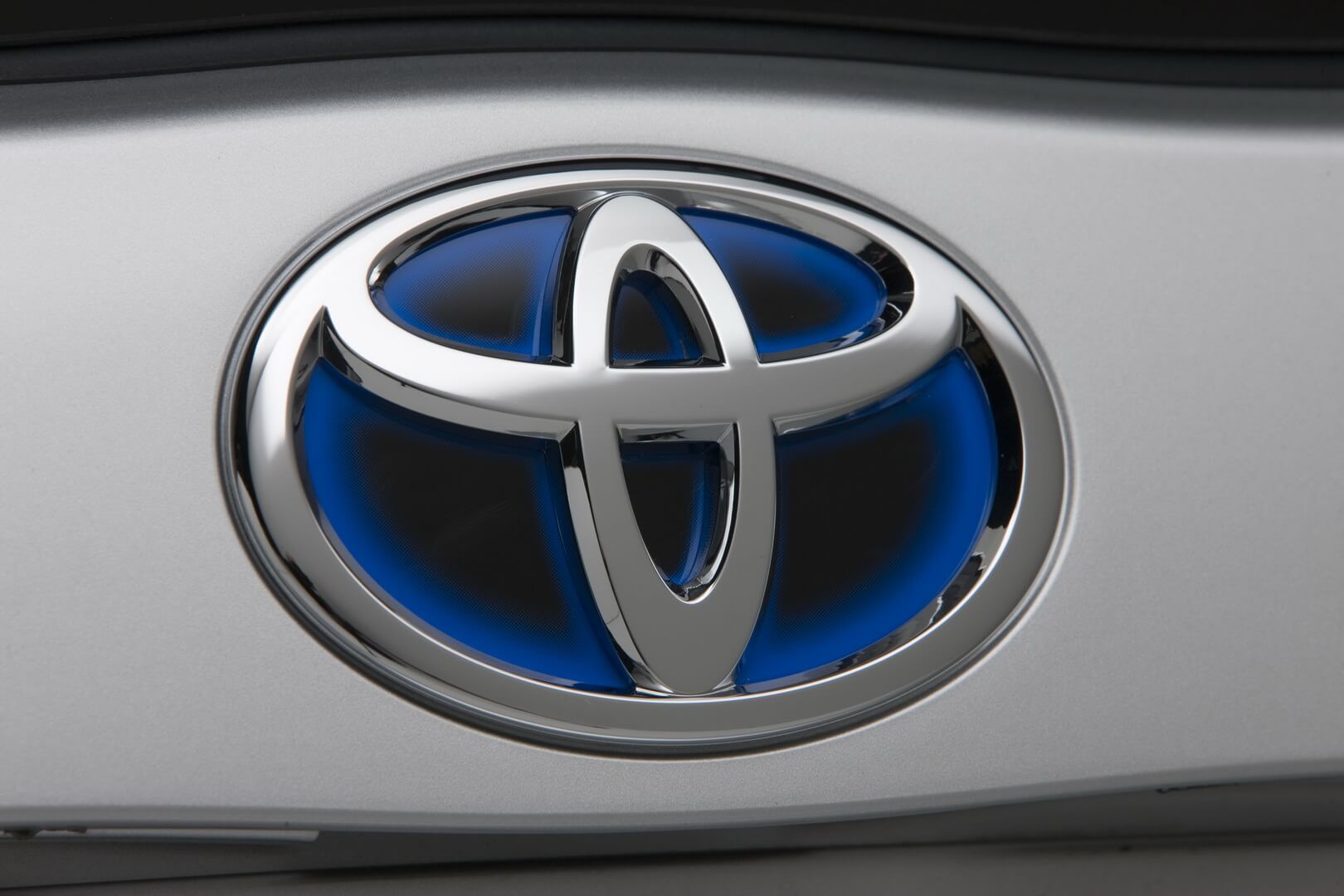 Фотография экоавто Toyota Prius Hybrid 2010 - фото 9