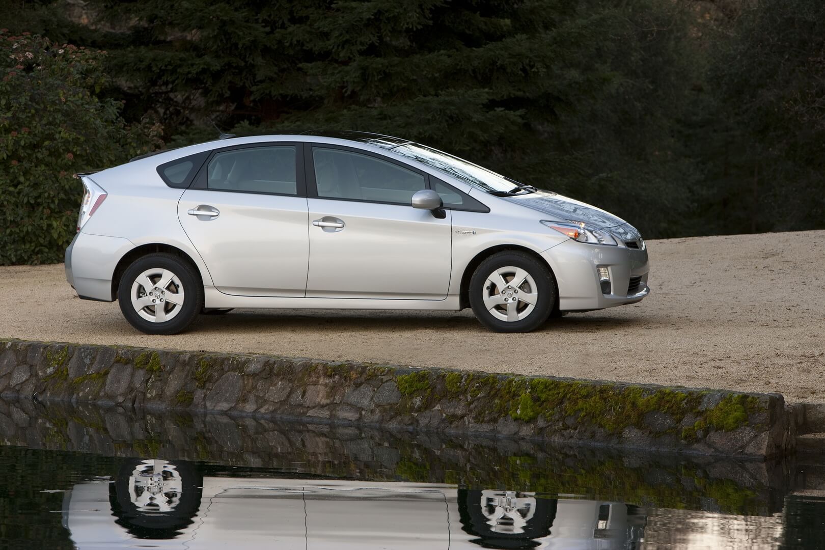 Фотография экоавто Toyota Prius Hybrid 2010 - фото 10