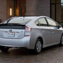 Фотография экоавто Toyota Prius Hybrid 2010 - фото 17