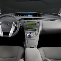 Фотография экоавто Toyota Prius Hybrid 2010 - фото 47