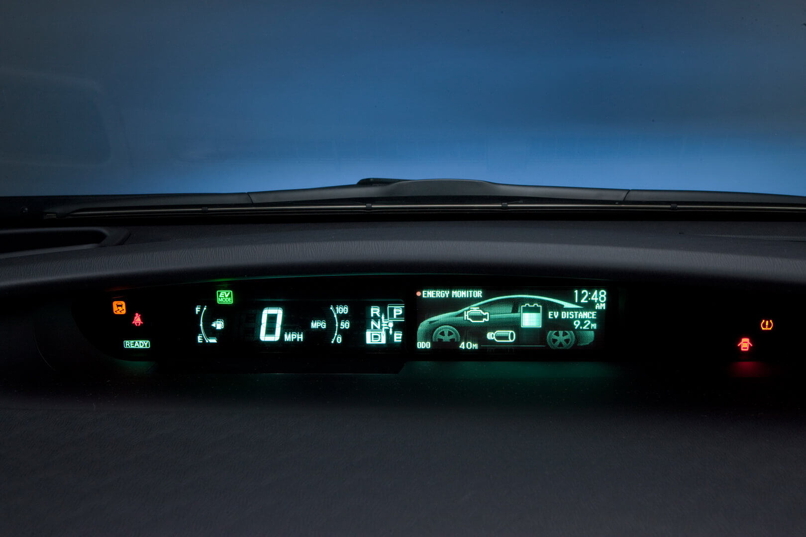 Фотография экоавто Toyota Prius Prime 2012 - фото 27