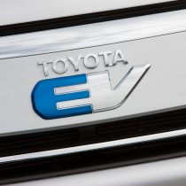 Фотография экоавто Toyota RAV4 EV - фото 12