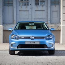 Фотография экоавто Volkswagen e-Golf 2015 - фото 4