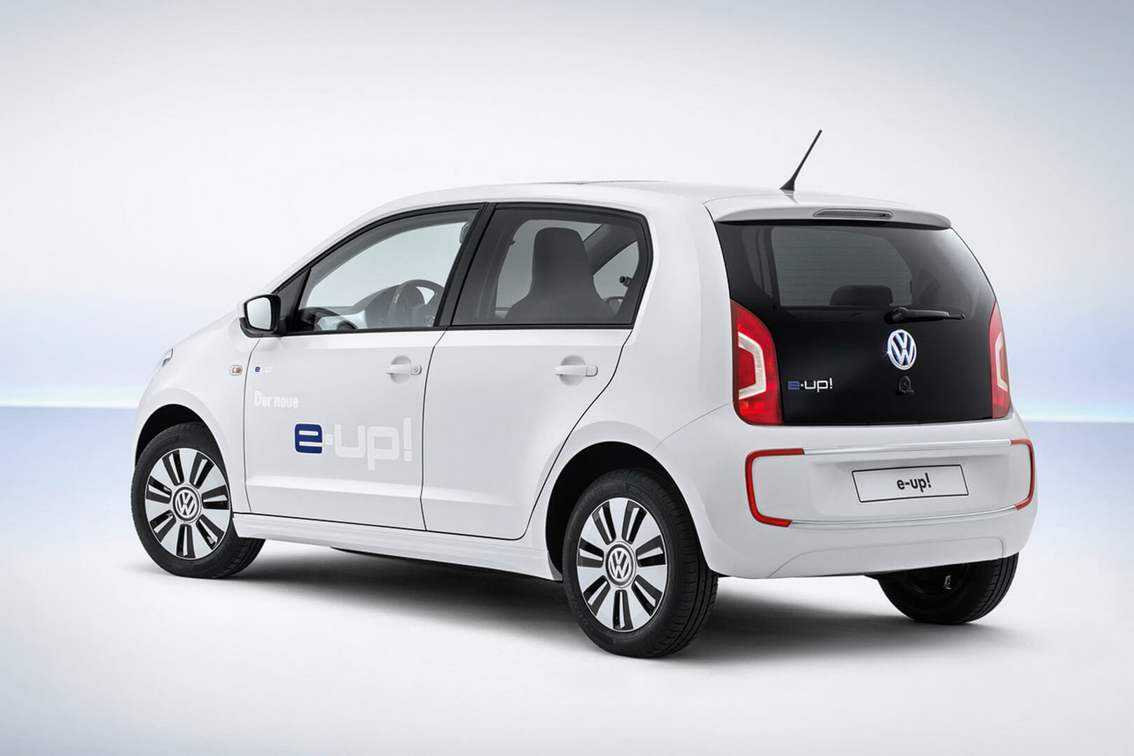 Фотография экоавто Volkswagen e-Up! (32,3 кВт⋅ч) - фото 3