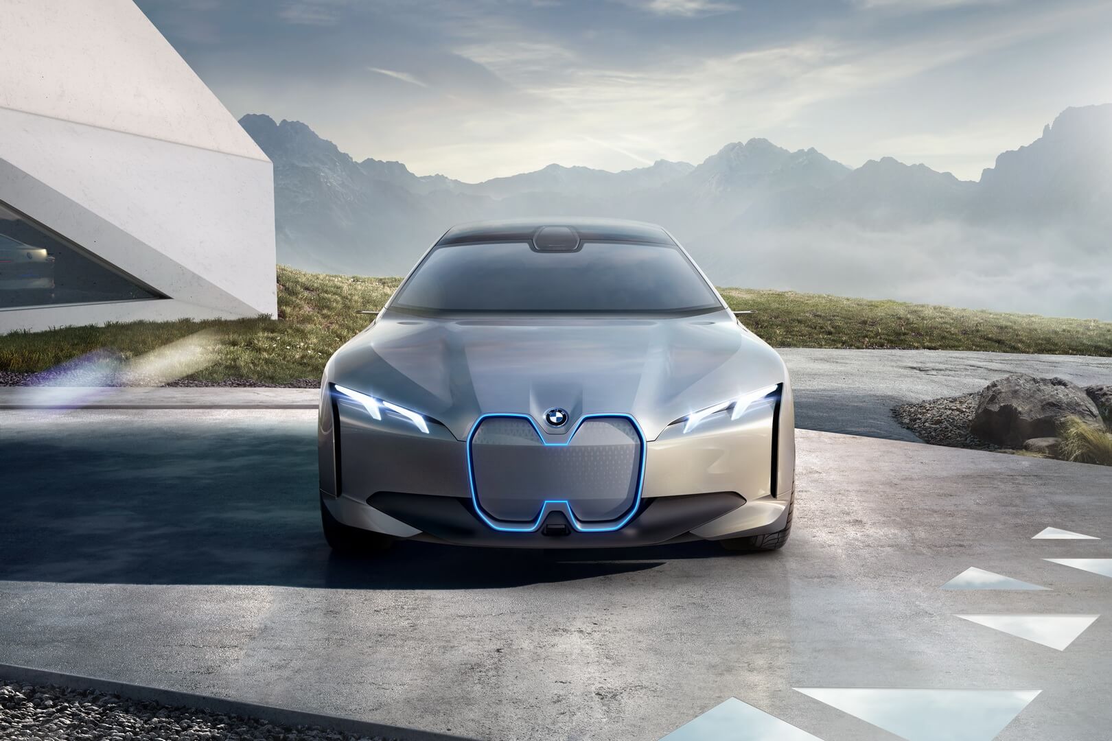 Концепт BMW i Vision Dynamics — вид спереди