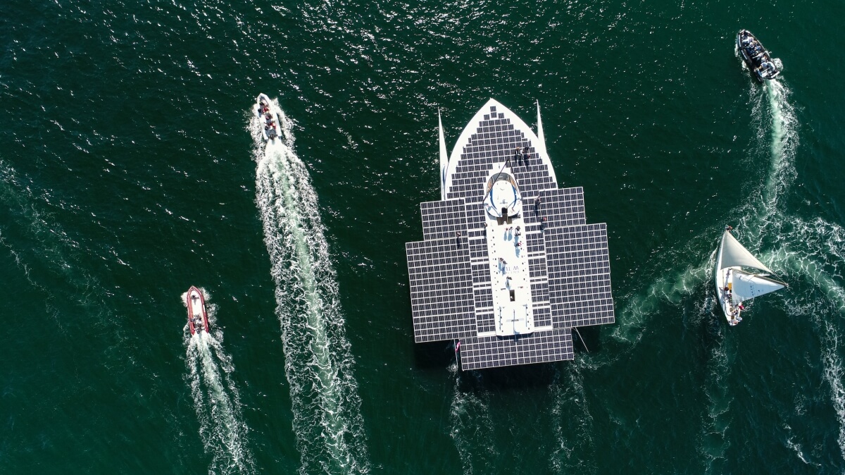 Race for Water — самый большой корабль на солнечных батареях
