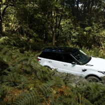 Фотография экоавто Range Rover Sport plug-in hybrid P400e - фото 6