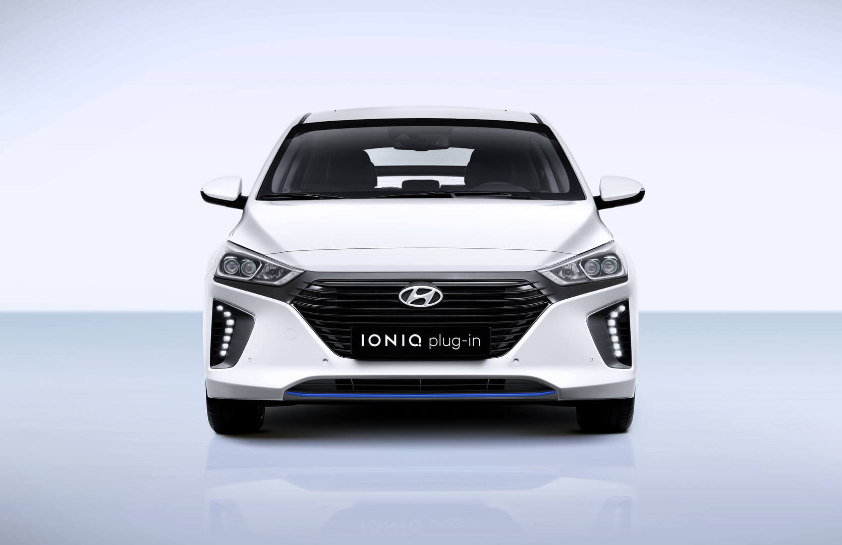 Фотография экоавто Hyundai Ioniq Plug-in Hybrid