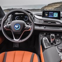 Фотография экоавто BMW i8 Родстер 2018 - фото 15