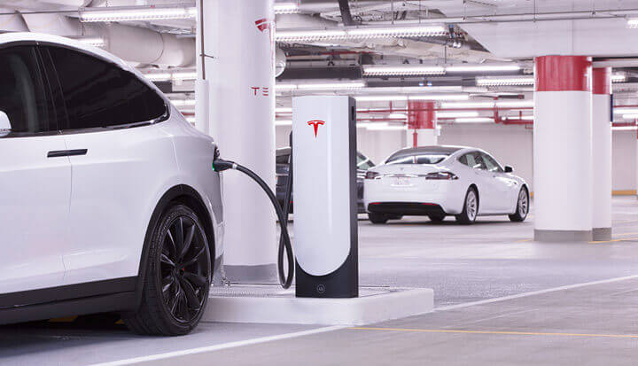 Быстрые зарядные станции Tesla Supercharger