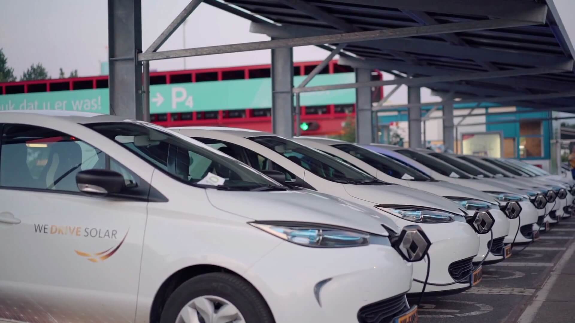 Зарядка электромобилей Renault ZOE
