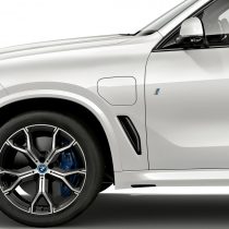 Фотография экоавто BMW X5 xDrive45e - фото 5