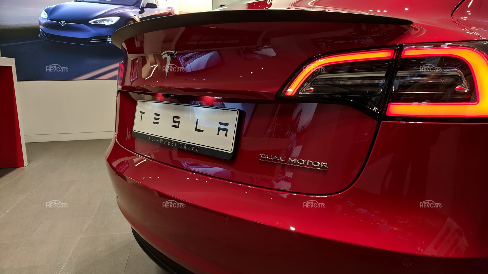 Фотография экоавто Tesla Model 3 Performance - фото 11