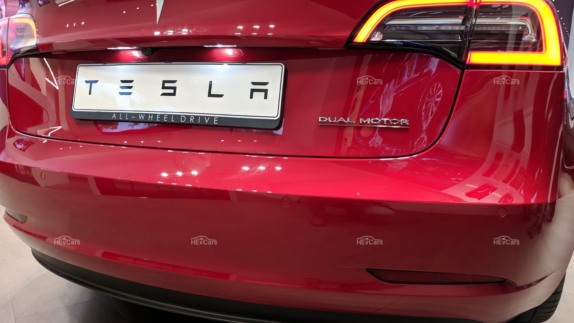 Фотография экоавто Tesla Model 3 Performance - фото 10
