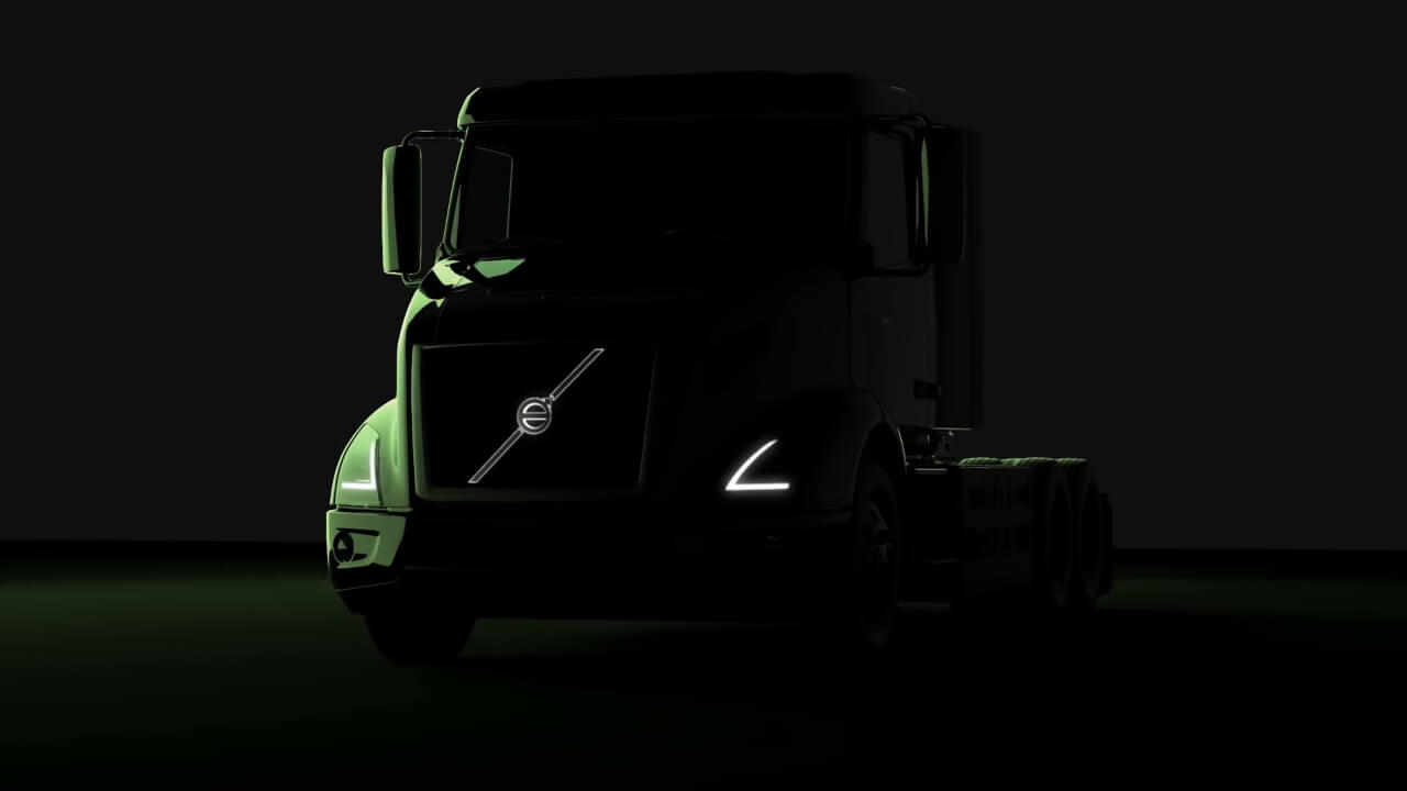 Volvo Trucks показал тизер электрического тягача VNR Electric
