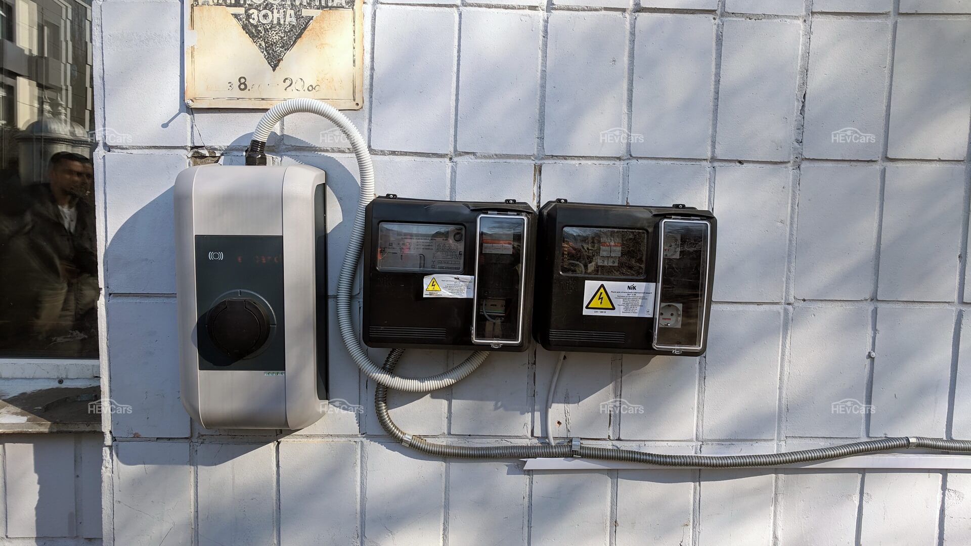 На собственных площадках компании в Киеве установлено 6 зарядных пунктов мощностью 22 кВт