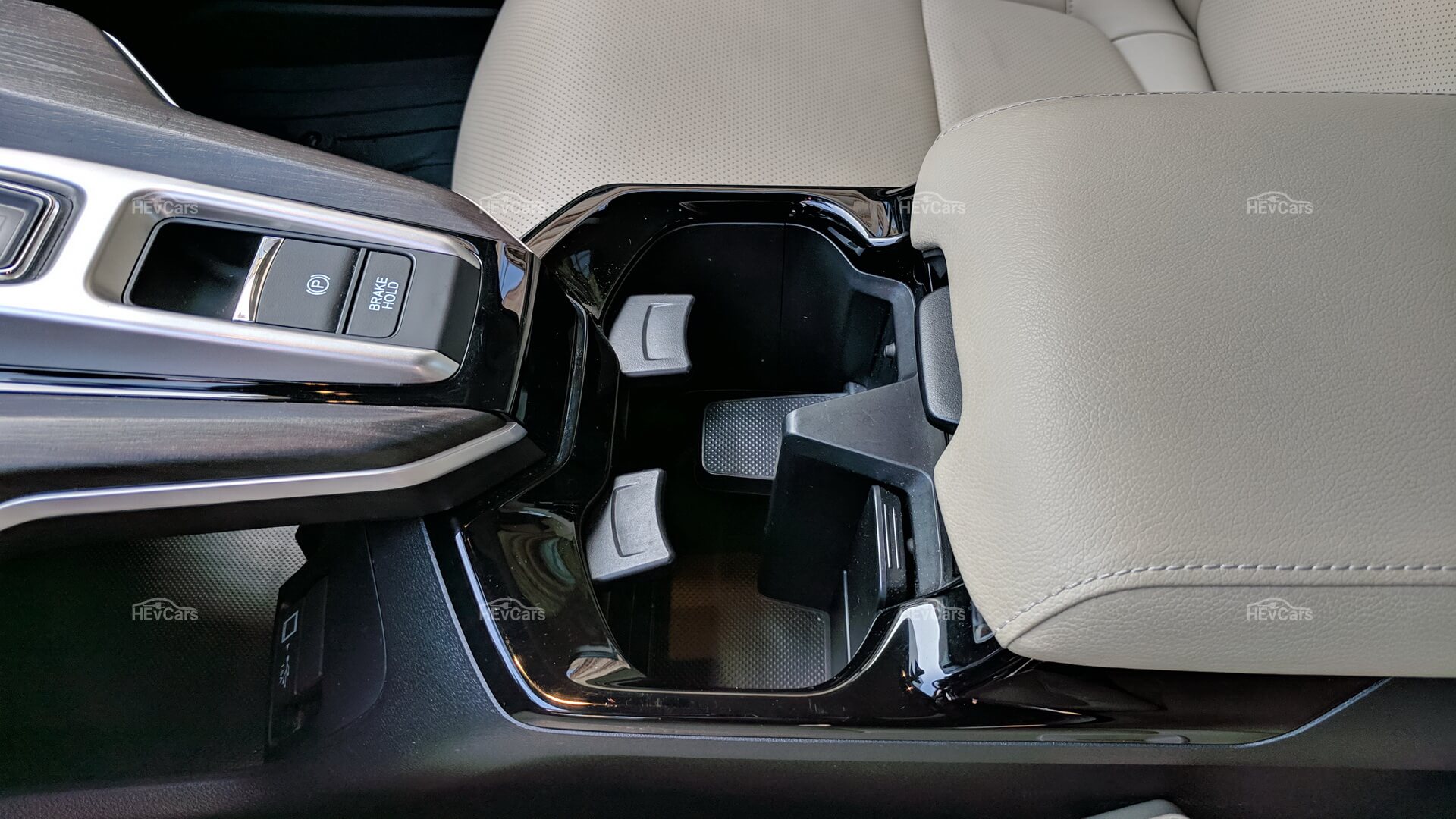 Центральная консоль Honda Clarity PHEV