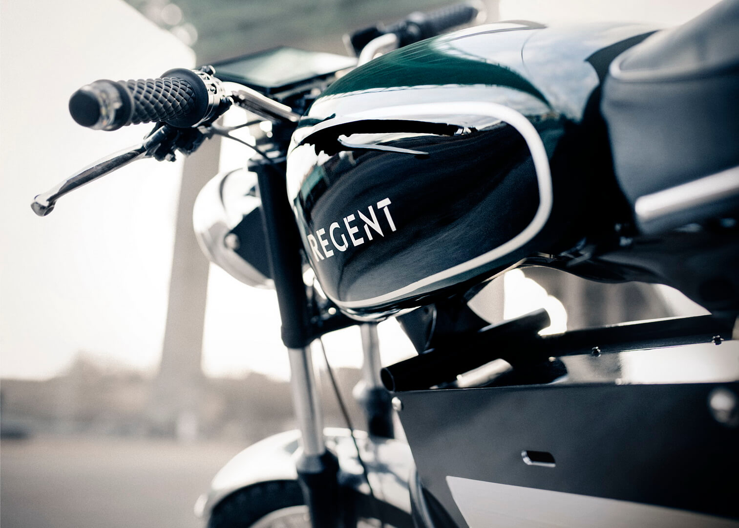 Электрический ретро-мотоцикл Regent NO.1