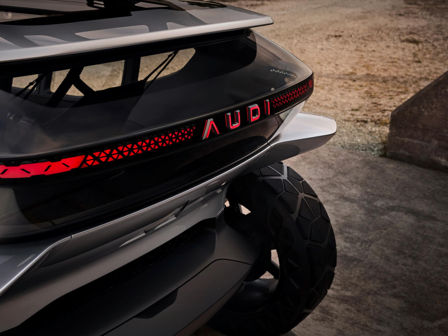 Концепт электромобиля Audi AI:TRAIL quattro