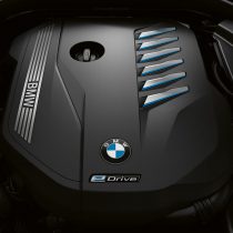 Фотография экоавто BMW 745e - фото 13