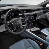 Фотография экоавто Audi e-tron Sportback 50 quattro - фото 11