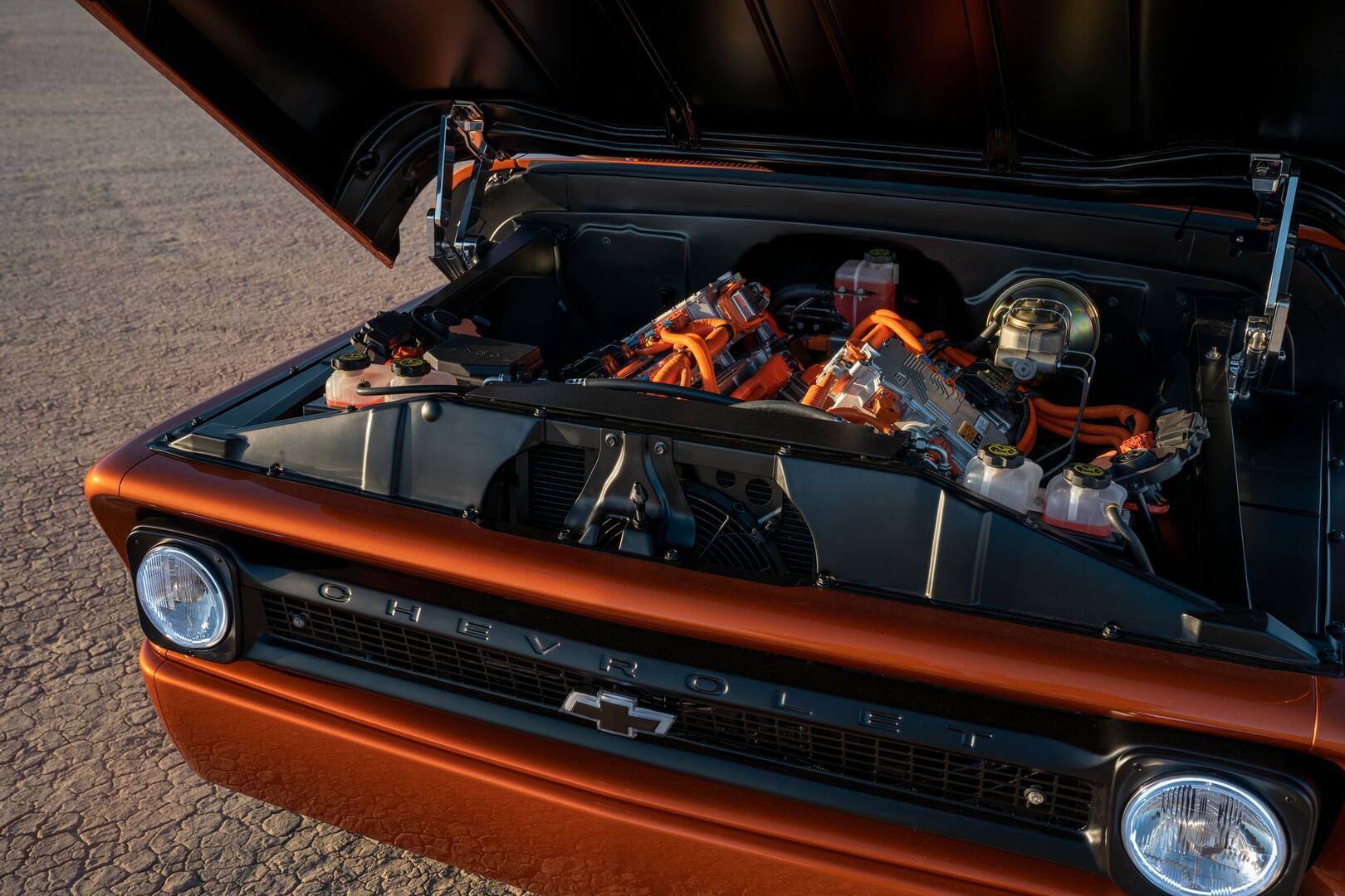 Двигатель Chevrolet Performance (eCrate), состоящий из двух силовых агрегатов Bolt