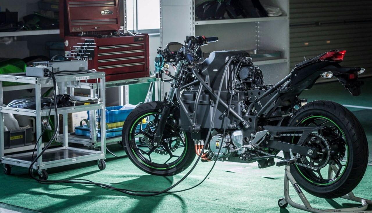 Тестовый прототип электрического мотоцикла Kawasaki