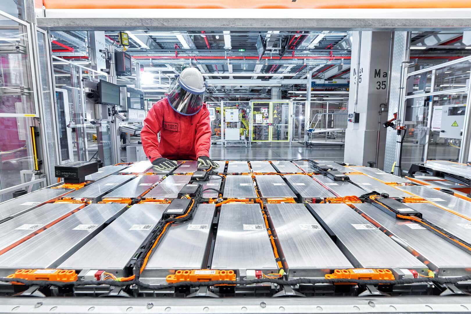Audi и Umicore готовы к повторной переработке компонентов батарей электромобилей