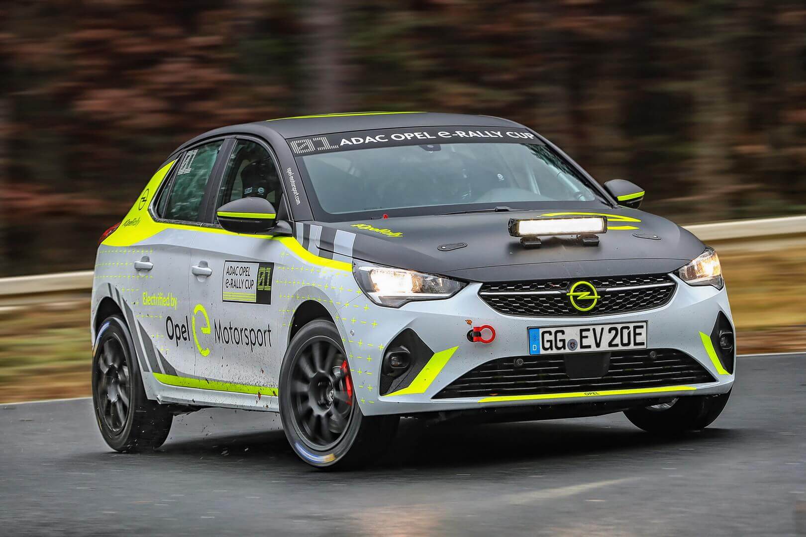 Opel тестирует Corsa-e Rally в испытательном центре в Дуденхофене
