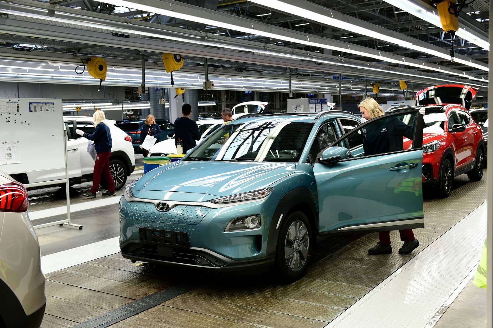 Hyundai начал производство Kona Electric в Чехии