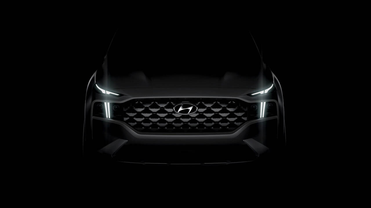 Новый Hyundai Santa Fe получит новую комбинированную решетку радиатора и светодиодные дневные ходовые огни