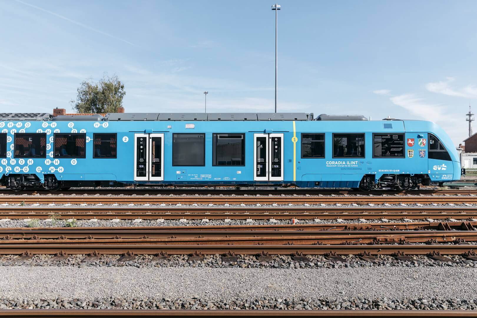 Первый в мире водородный поезд Alstom Coradia iLint